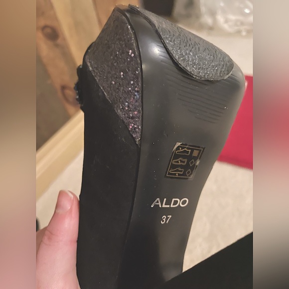 ALDO heels. - Picture 3 of 7